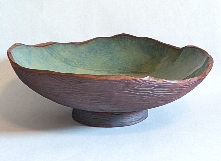 live edge serving bowl